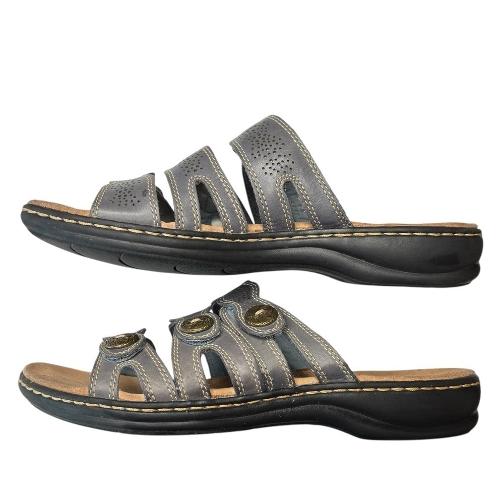 Clarks Soft Cushioned Leisa Taupe Leather Strap SlipOn Sandals Sz 9.5 Adjustable - Picture 4 of 10